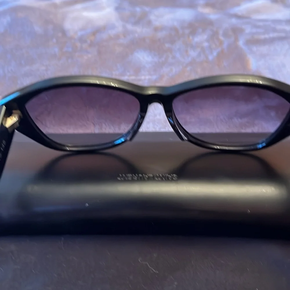 Authentic Saint Lauren sunglasses $175 - Picture 4 of 9
